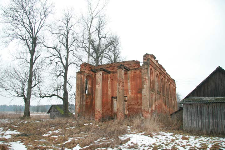Starzynki. Kościół 