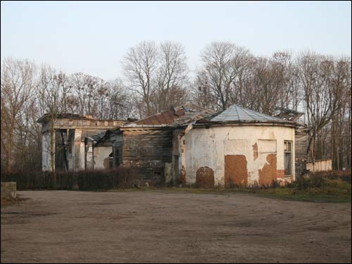 Krasnaja Zviazda (Radzivilimonty). Manor of Radziwiłł
