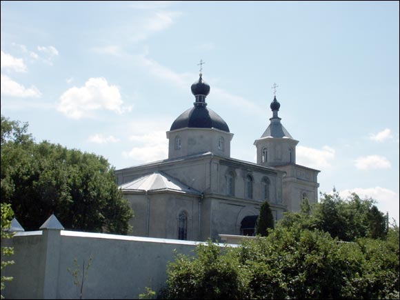  - Церковь Святых Апостолов Петра и Павла. 