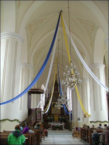 Інтэр\'ер. Цэнтральная нава Нарач (Кабыльнік). Касцёл Святога Андрэя Апостала