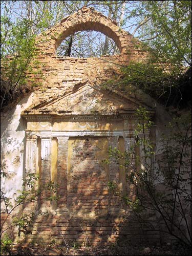  - The tomb of Wolski. Altar wall
