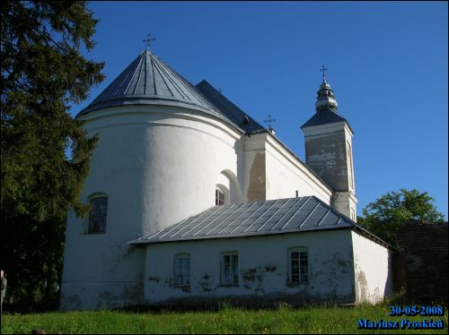  - Kościół Św. Trójcy. Widok od strony apsydy