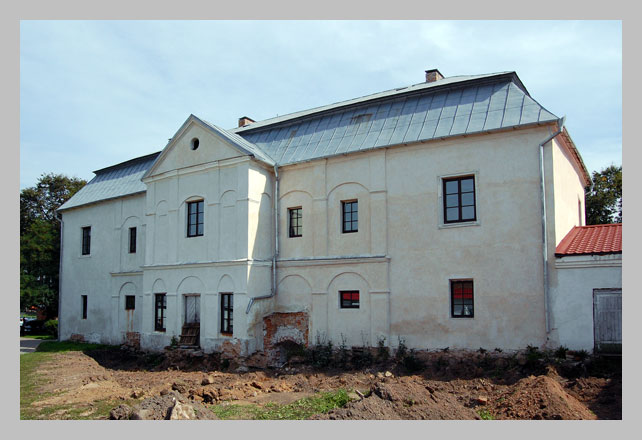 Нясвіж.  Плябанія