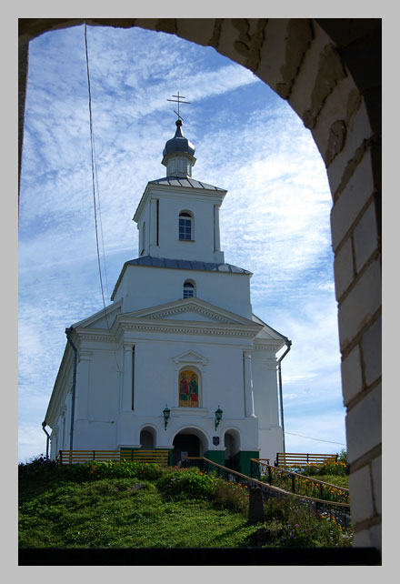 Snoŭ Horny (Snoŭ). Orthodox church of St. Kosma and St. Damian