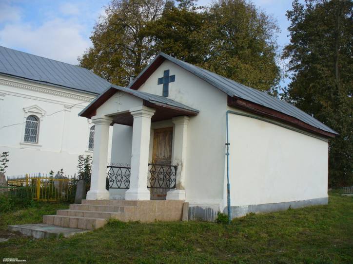 Snoŭ Horny (Snoŭ). Orthodox church of St. Kosma and St. Damian