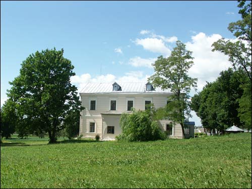  - Сядзібна-паркавы ансамбль Гартынгаў. Выгляд ад захаду
