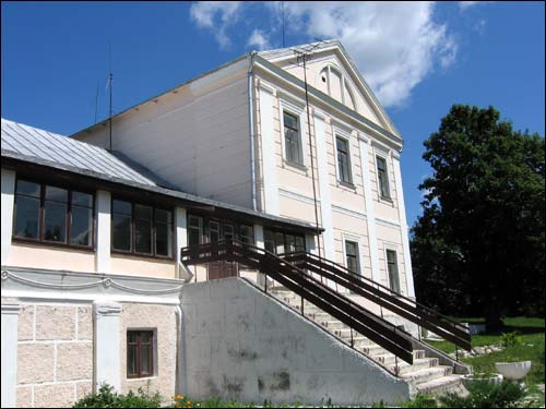  - Сядзібна-паркавы ансамбль Гартынгаў. Паўднёвы фасад, фрагмент