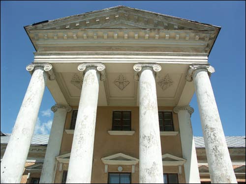  - Палацава-паркавы ансамбль Рдултоўскіх. Порцік