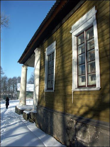  - Усадебно-парковый ансамбль Бонч-Осмоловских. 