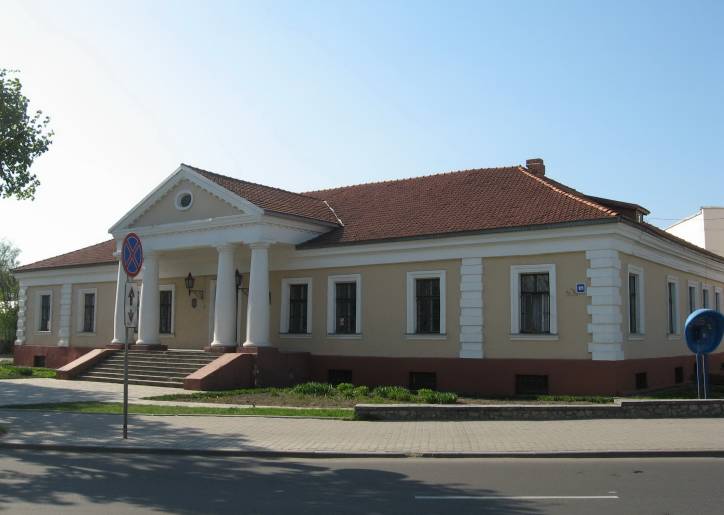 Słuck.  The building of the former Nobleman's congregation