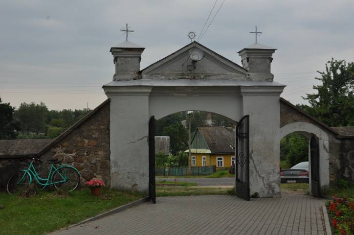 Деревная. Костёл Благовещения Деве Марии