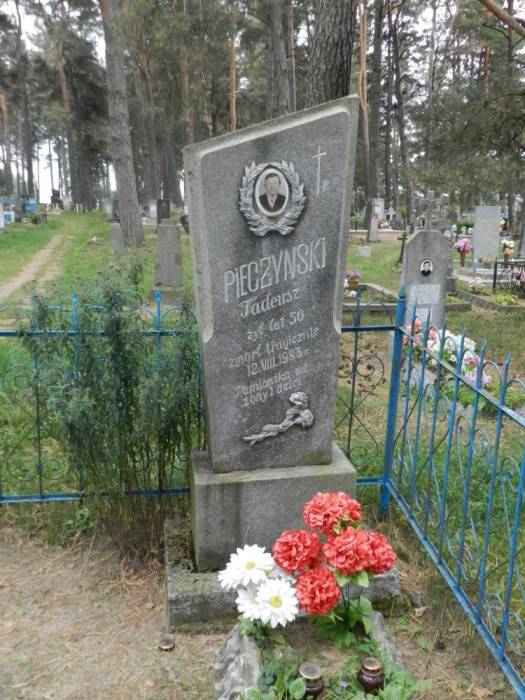 Dzieraŭnaja. cemetery Catholic