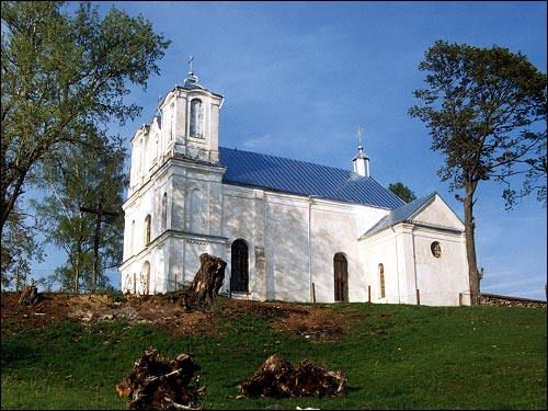 Višnieva. Catholic church of St. Mary