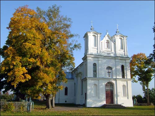 Višnieva. Catholic church of St. Mary