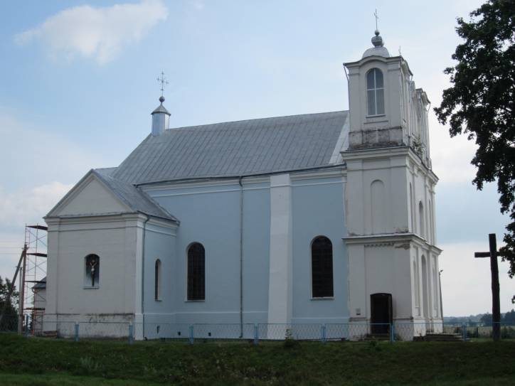 Višnieva. Catholic church of St. Mary