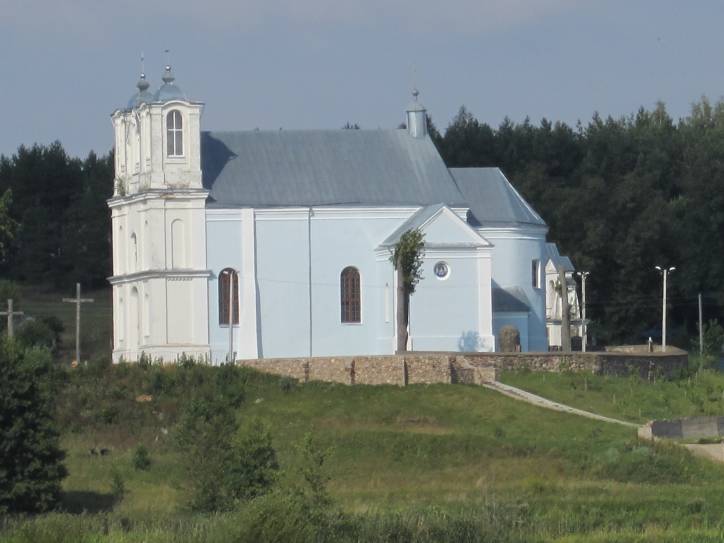 Višnieva. Catholic church of St. Mary