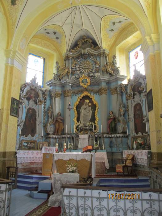 Višnieva. Catholic church of St. Mary