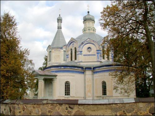 - Orthodox church of the Holy Trinity. Side view