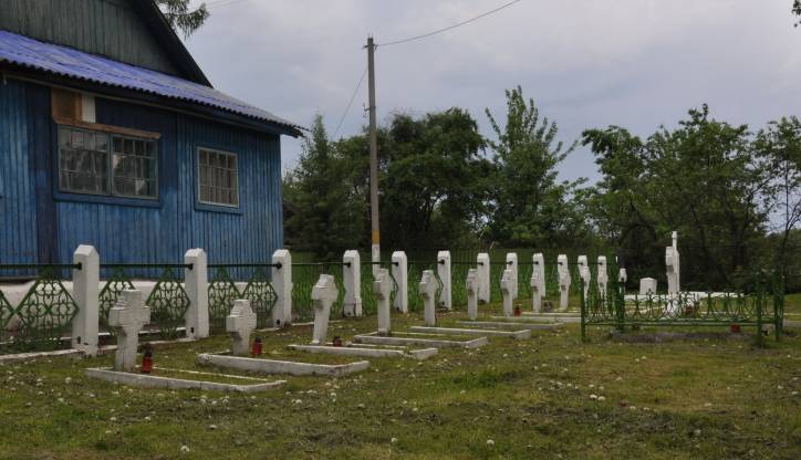 Kuraniec.  Tomb of insurgents of 1863-64 and Polish soldiers of 1920
