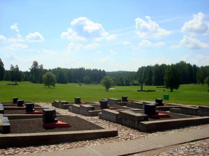  -  Kompleks monumentalny 'Chatyń'. 