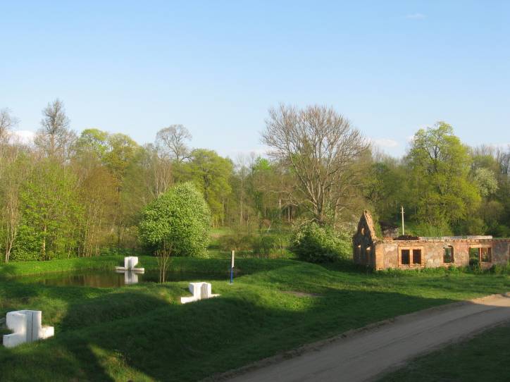 Szemetowo. Dwór gospodarczy Skirmunttów