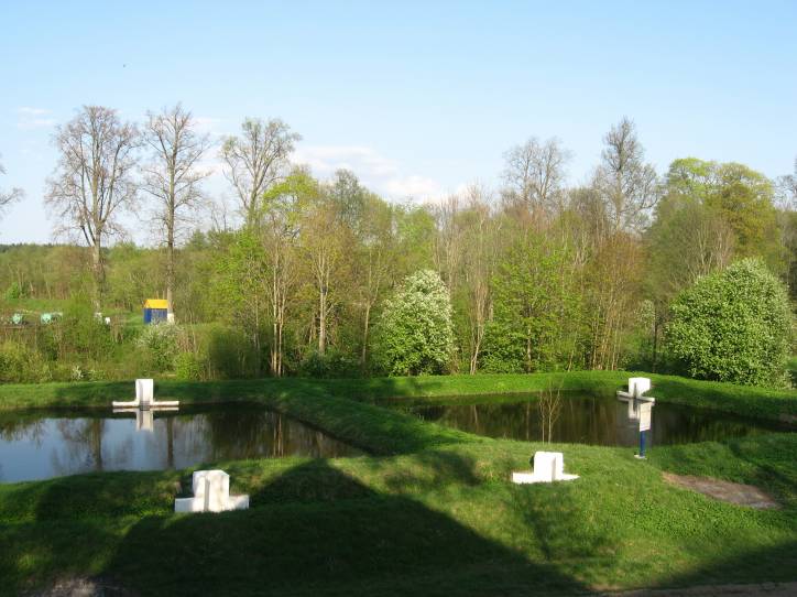 Szemetowo. Dwór gospodarczy Skirmunttów