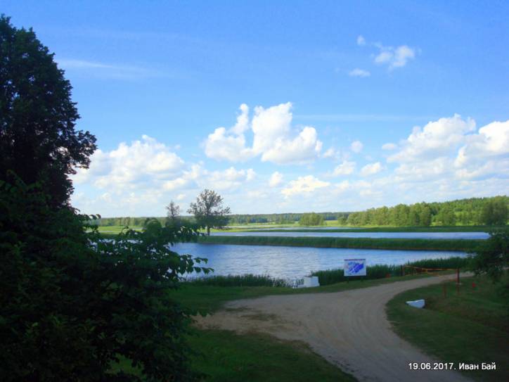  - Dwór gospodarczy Skirmunttów. 