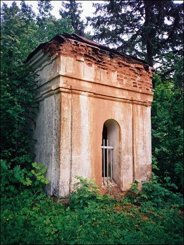 Duškava.  Cemetery at church yard