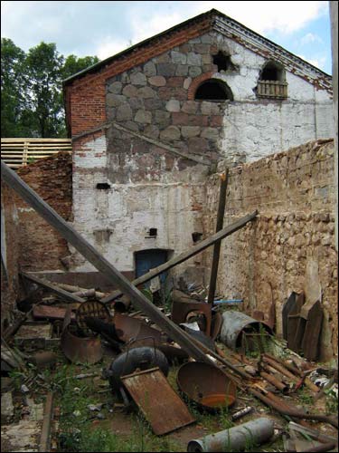 Дубрава. Вінакурня 