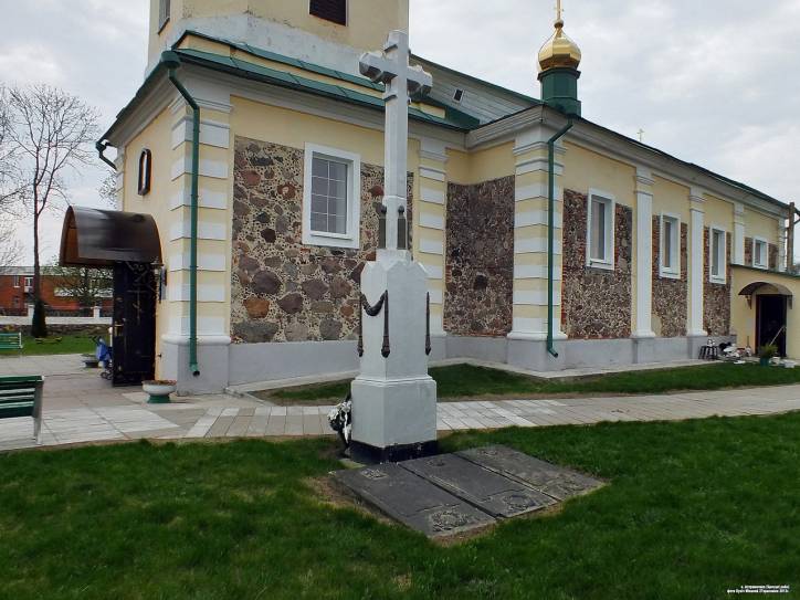 Остромечево |  Церковь Святого Архангела Михаила. 