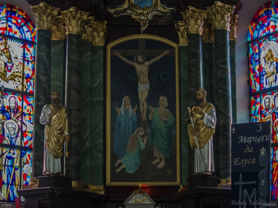  - Kościół Podwyższenia Krzyża Świętego. 