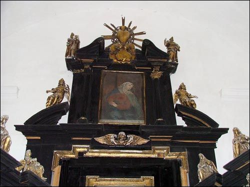  - Kościół Wniebowzięcia NMP Ołtarz w kaplicy Św. Barbary. Najwyższa, centralna kondygnacja ołtarza