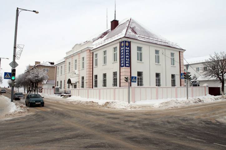 Niasviž. Historical buildings at Savieckaja (Vilenskaja, Syrokomli) street