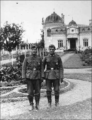  - Town photos from WWII period . German soldiers in front of the building. Is it really Brest?