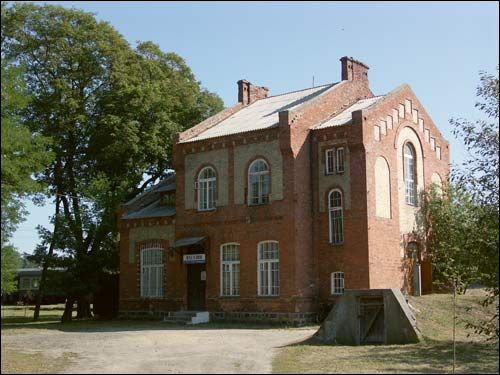 Dubica. Railway station 