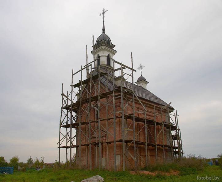 Proście. Kaplica grobowa Protasiewiczów