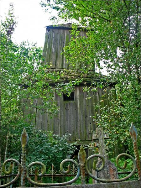 Najdzionavičy. Chapel at cemetery