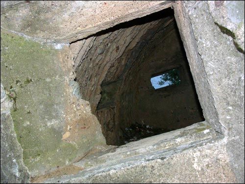 Nanosy. Umocnienia obronne Obronne umocnienia z czasów I wojny światowej