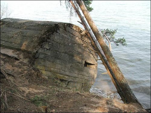 Nanosy. Umocnienia obronne Obronne umocnienia z czasów I wojny światowej
