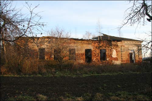 Ciasnówka (Płaskowicze). Zespół dworsko-parkowy 