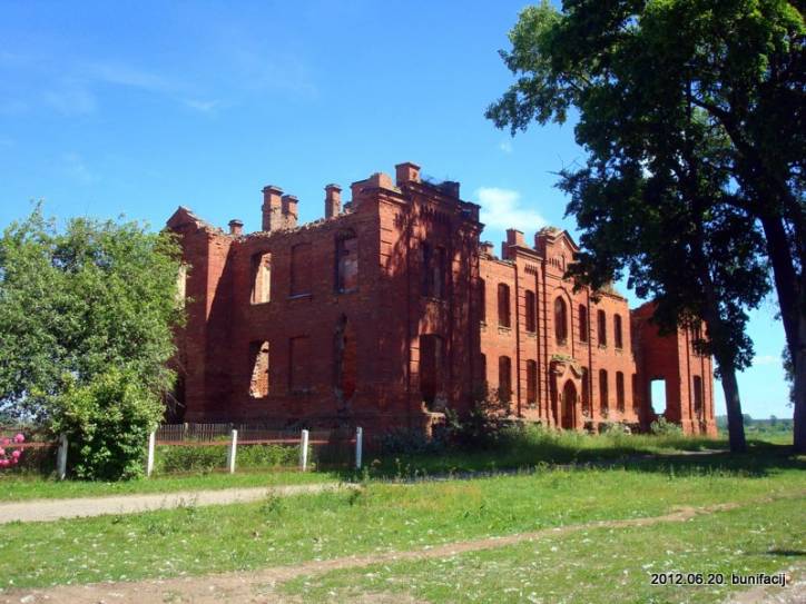 Dzisna.  Dawny szpital powiatowy