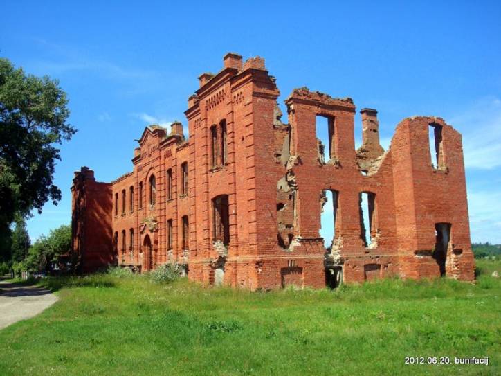 Dzisna.  Dawny szpital powiatowy