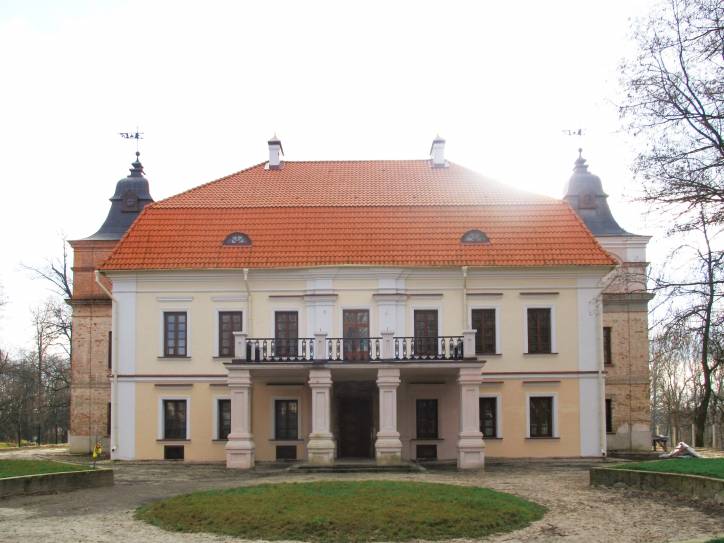 Skoki. Zespół dworsko-parkowy Niemcewiców