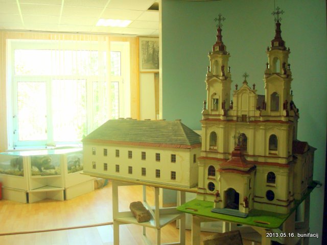  - Museum . 