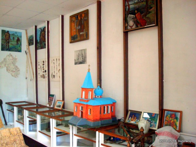  - Museum . 