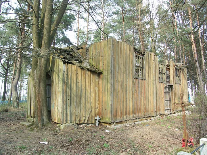 Amielaniec. Graveyard chapel 