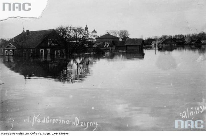 Dzisna. Town at the old photos 
