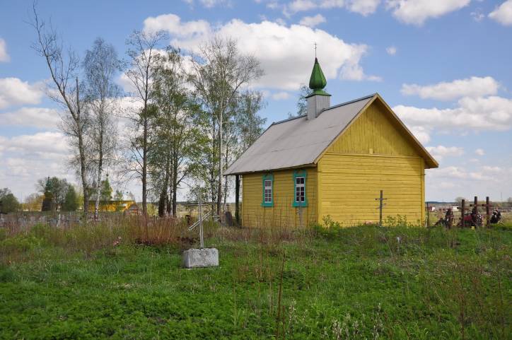 Asinaharadok. Graveyard chapel of St. Uladzimir