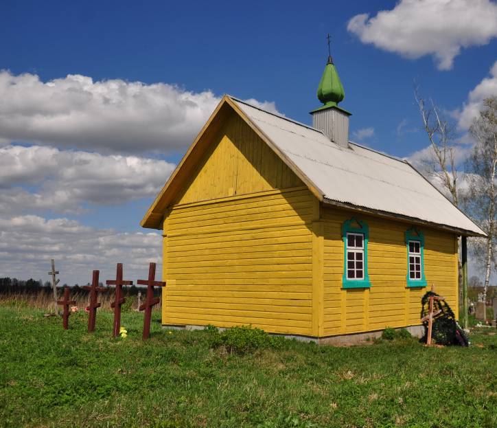 Asinaharadok. Graveyard chapel of St. Uladzimir