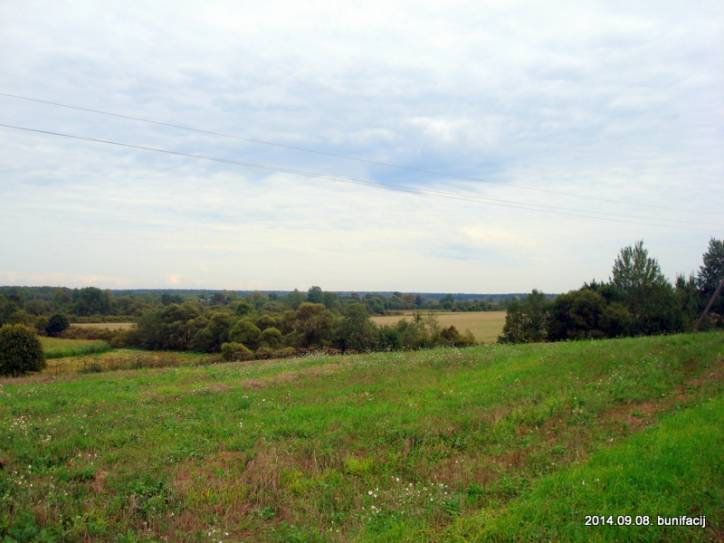  - В деревне . 